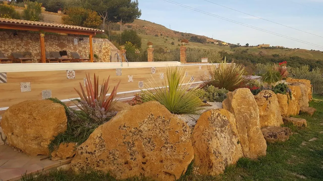 B&B A Robba De Pupi Agrigento 3*,