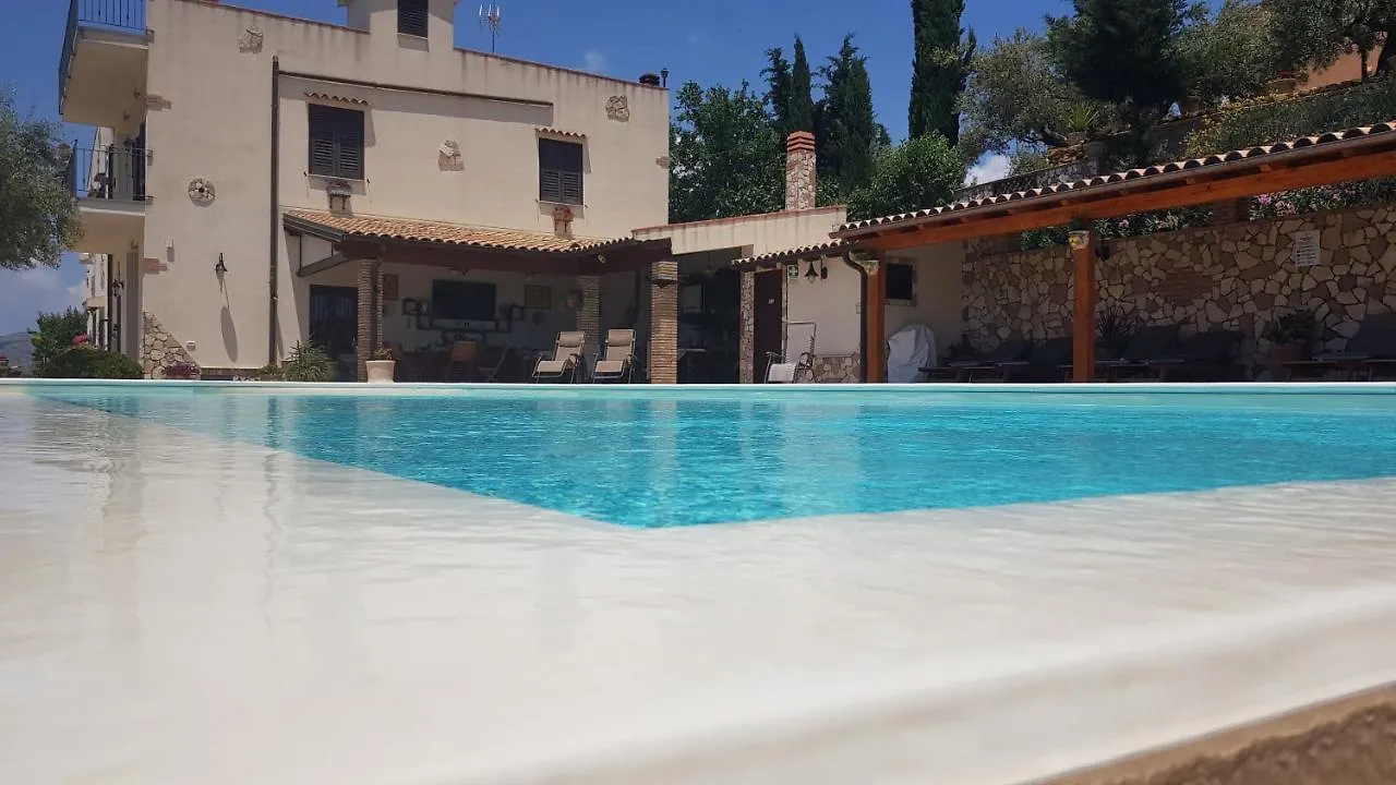 B&B A Robba De Pupi Agrigento Bed & Breakfast